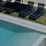 Andriano Villa *